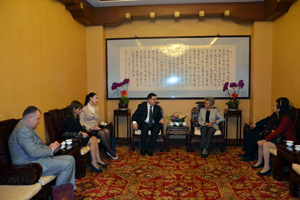 Визит делегации международного союза юристов в КНР